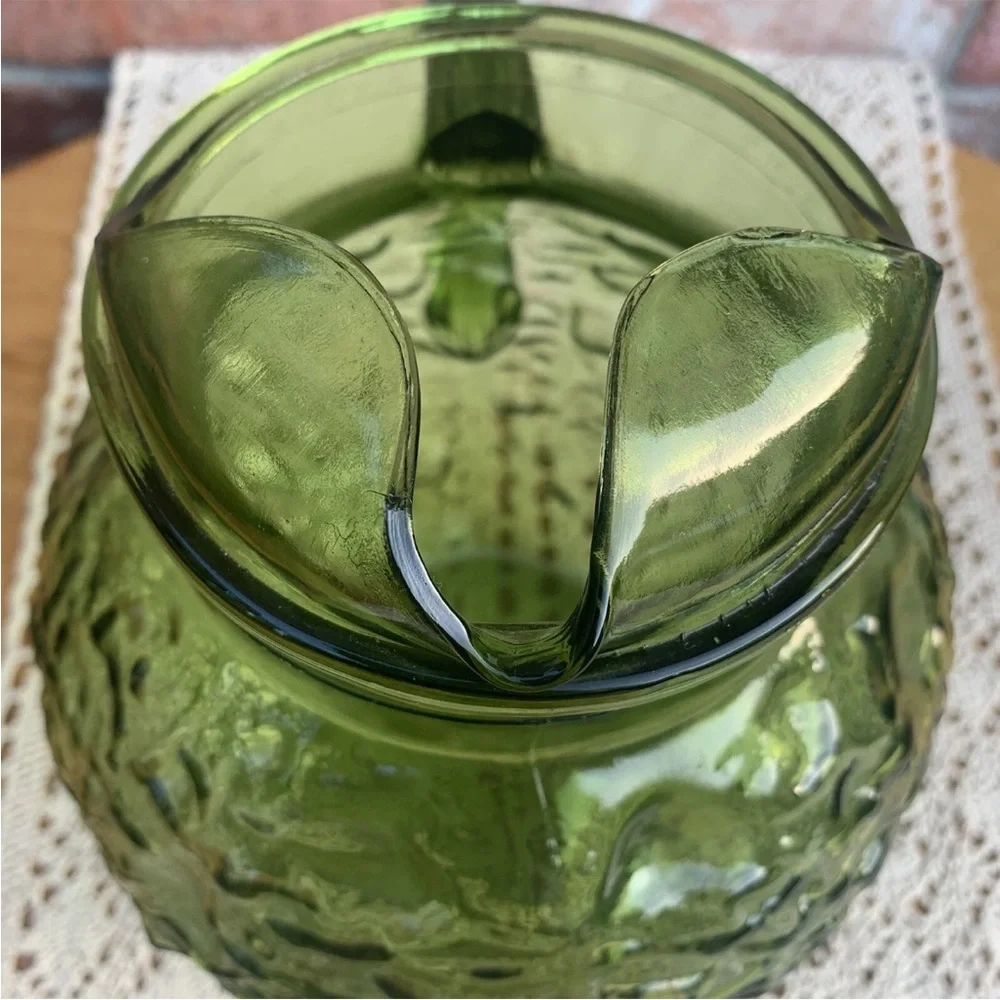 Vtg 1970s Anchor Hocking Lido Milano Avocado Green Ball Pitcher